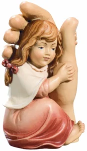 Mano de angel protector. Niña