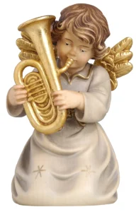 Angel arrodillado con tuba