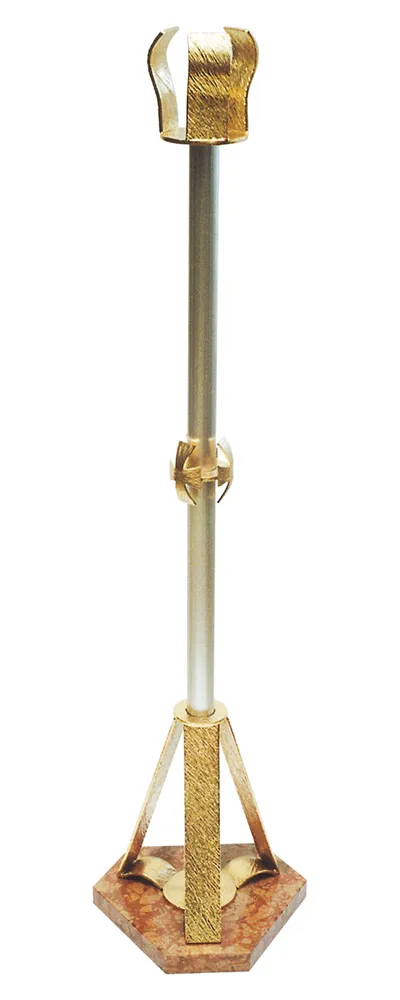 Candelero de pie