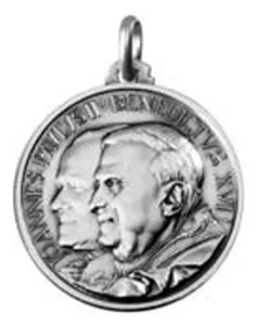 Medalla de los Papas San Juan XXIII y San Juan Pablo II